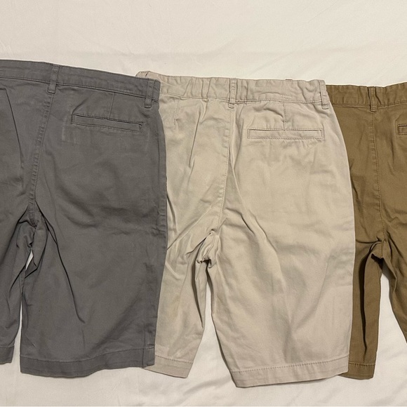 Boys Old Navy shorts set of 3 - Picture 2 of 6